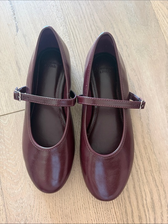 Abercrombie & Fitch Shoes - Abercrombie & Fitch Burgundy Mary Jane Flats